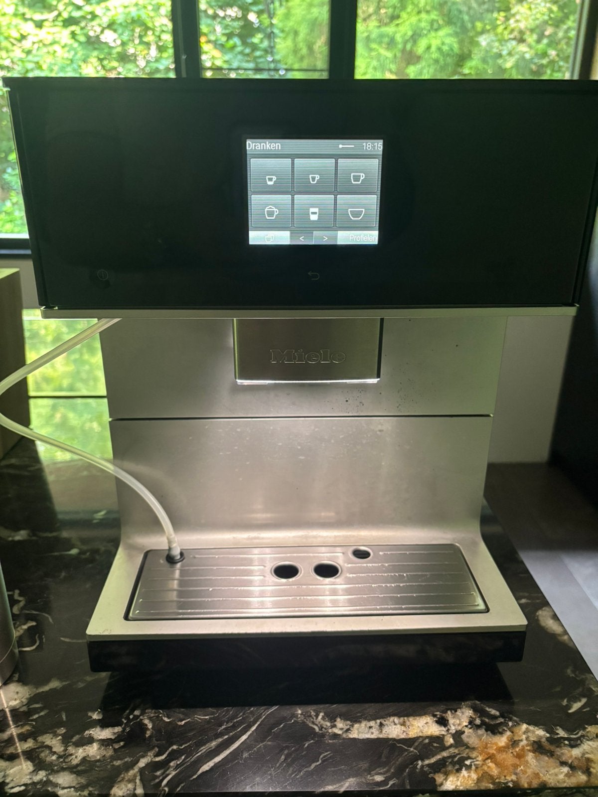 Miele CM7300 koffiemachine, Ophalen, Zo goed als nieuw, Koffiemachine