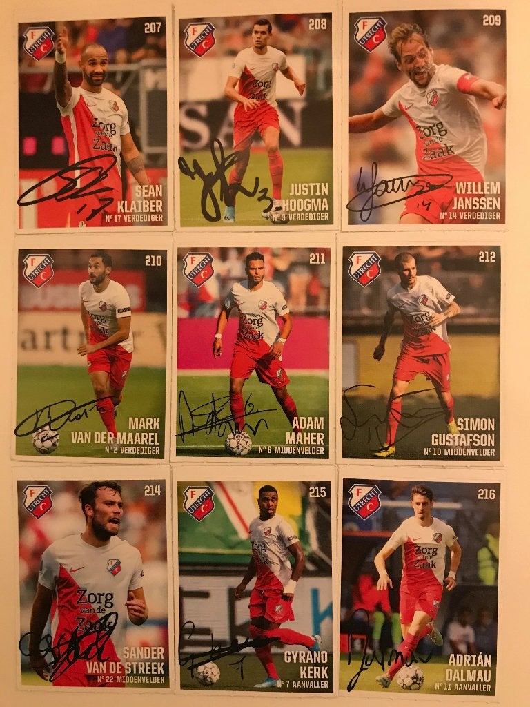 FC Utrecht Spelerskaarten 2019-2020 - Gesigneerd, Verzamelen, Sportartikelen en Voetbal, Ophalen of Verzenden, Zo goed als nieuw