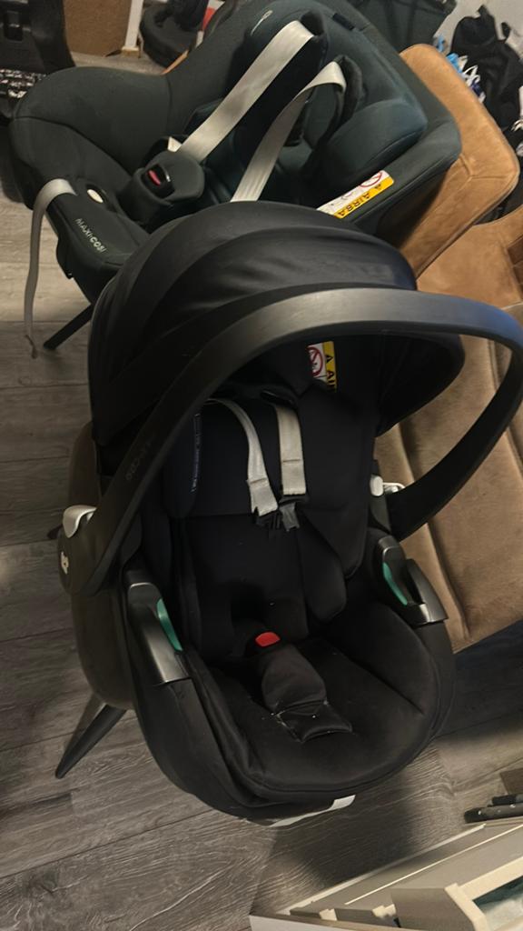 Maxi cosi pebble+pearl 360 graden complete set !!!, Kinderen en Baby's, Autostoeltjes, Ophalen of Verzenden, Zo goed als nieuw