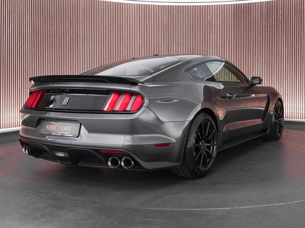 Ford Mustang Shelby GT350 5.2 533pk V8 |clean Carfax|volledi, Auto's, Achterwielaandrijving, Gebruikt, 4 stoelen, 5163 cc