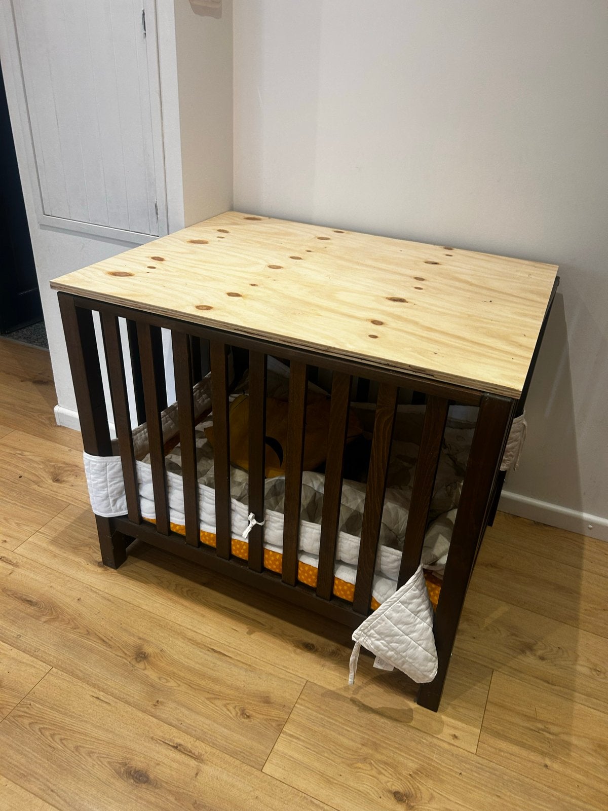 Kinderbox met dekens en lade (zonder afdekplaat), Kinderen en Baby's, Ophalen, Gebruikt, Rechthoekig, Boxkleed