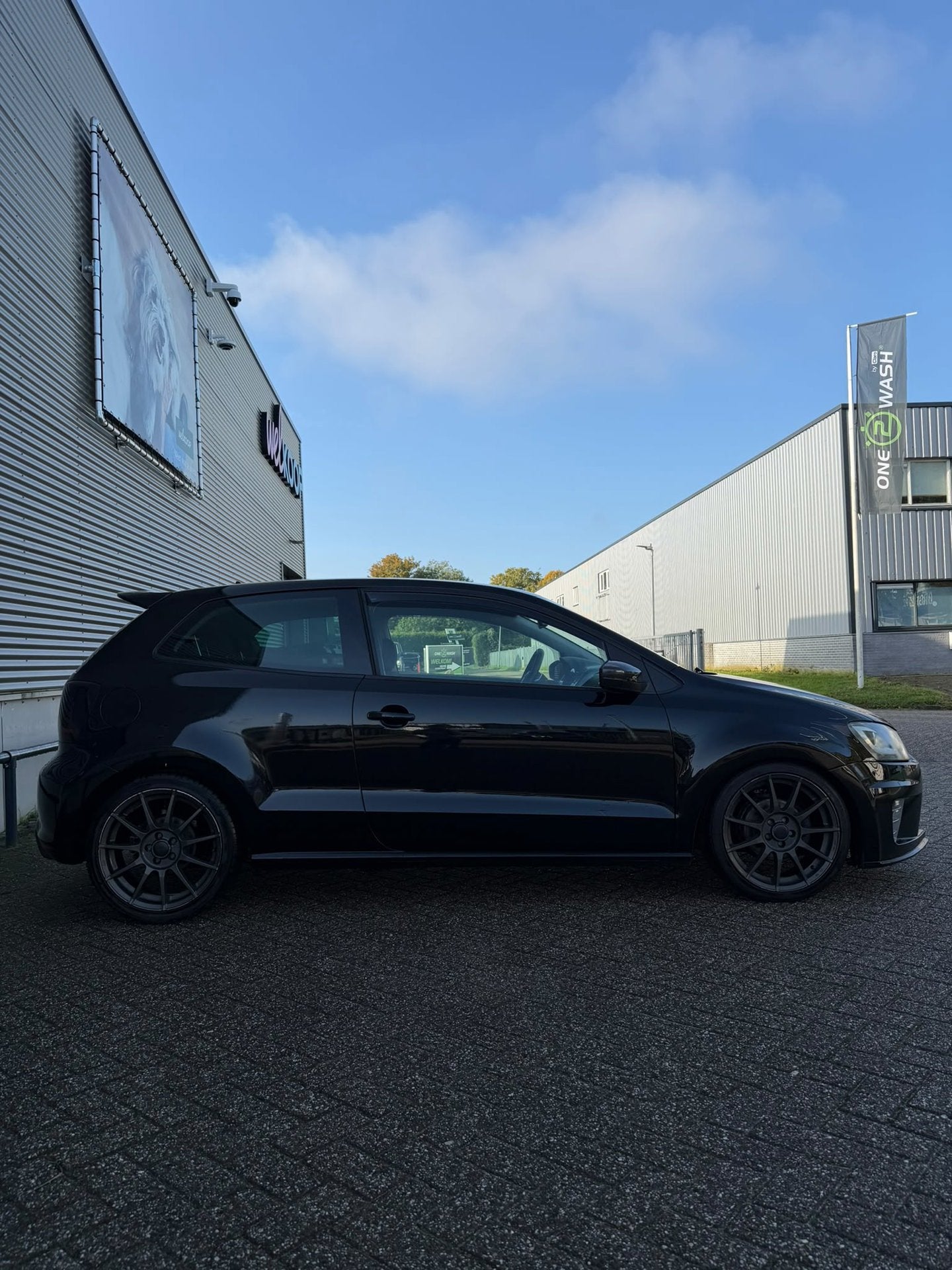 Volkswagen Polo / R line / Airco / Airride / Apk, Auto's, Voorwielaandrijving, Euro 5, Zwart, 988 kg