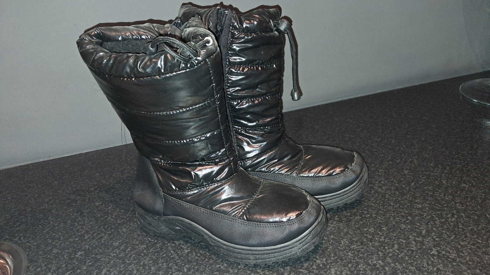 Snowboots - Maat 38, Kleding | Dames, Schoenen, Zwart, Snowboots, Ophalen of Verzenden, Zo goed als nieuw
