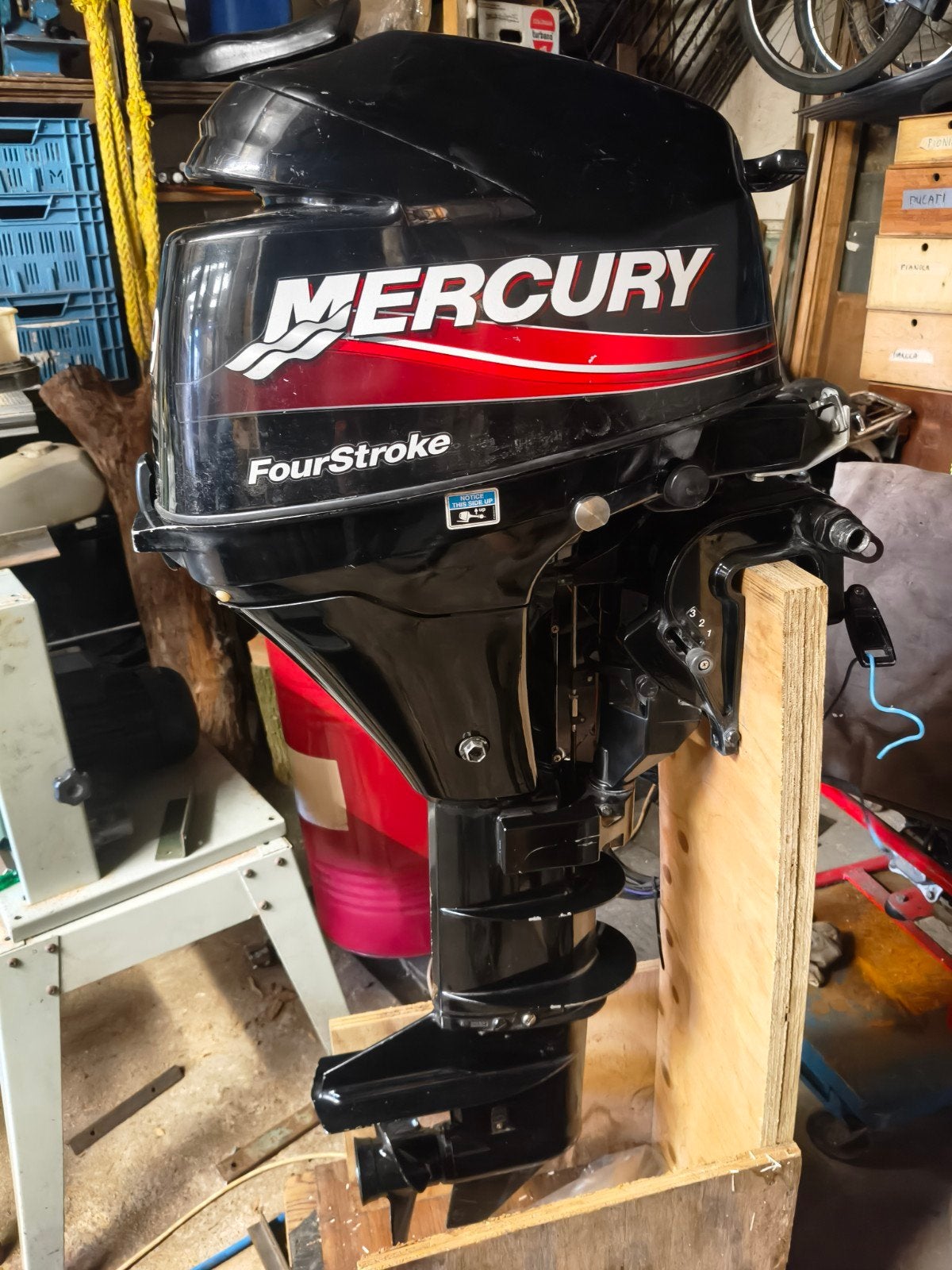 Mercury 9.9 langstaart, Watersport en Boten, Buiten- en Binnenboordmotoren, Zo goed als nieuw, Benzine, Ophalen
