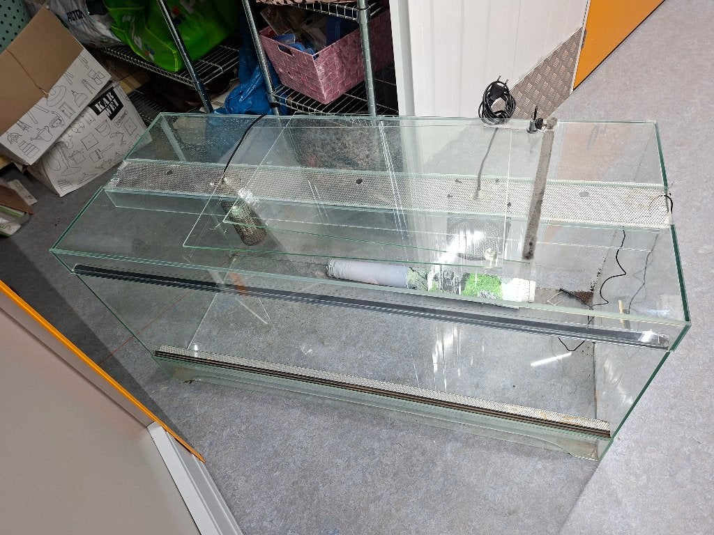 Heel goed terrarium, Ophalen, Zo goed als nieuw, Terrarium of Paludarium