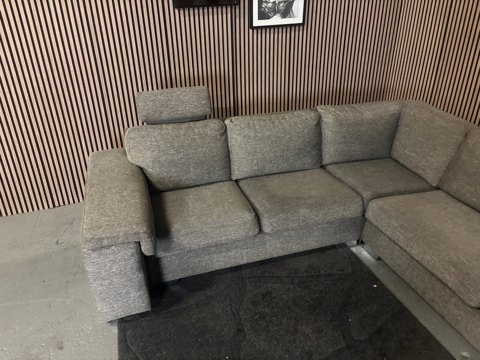 GRATIS LEVERING Hoekbank Donkergrijs 300x270 GEREINIGD, Hoekbank, 300 cm of meer, Ophalen of Verzenden, Zo goed als nieuw