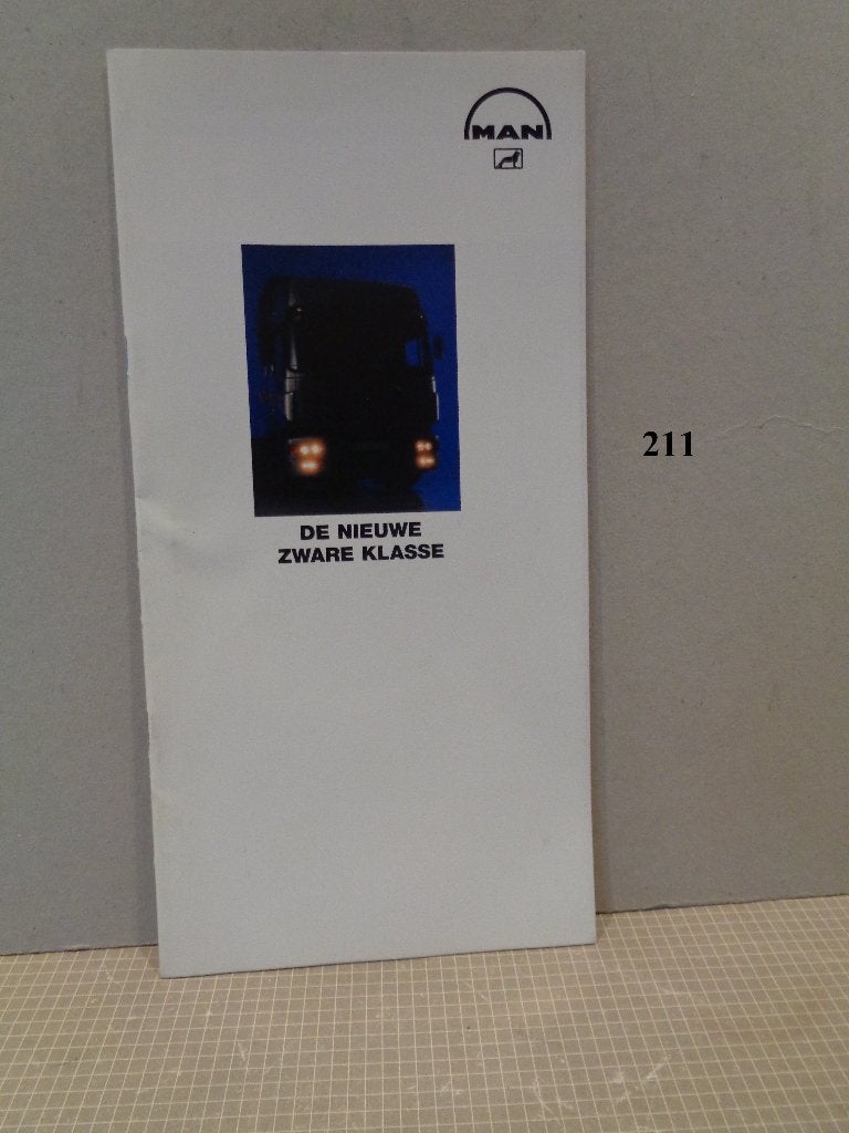 man brochure, Ophalen of Verzenden, Zo goed als nieuw, Overige merken