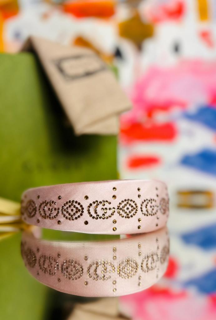 Gucci meisjes roze zijden haarband met kristallen NIEUW, Kinderen en Baby's, Kindermode-accessoires, Nieuw, Ophalen of Verzenden