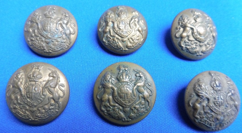 6 x Britse messing uniformknopen WO1/WO2 geen bodemvondsten, Verzamelen, Verzenden, Engeland, Hulzen of Bodemvondsten