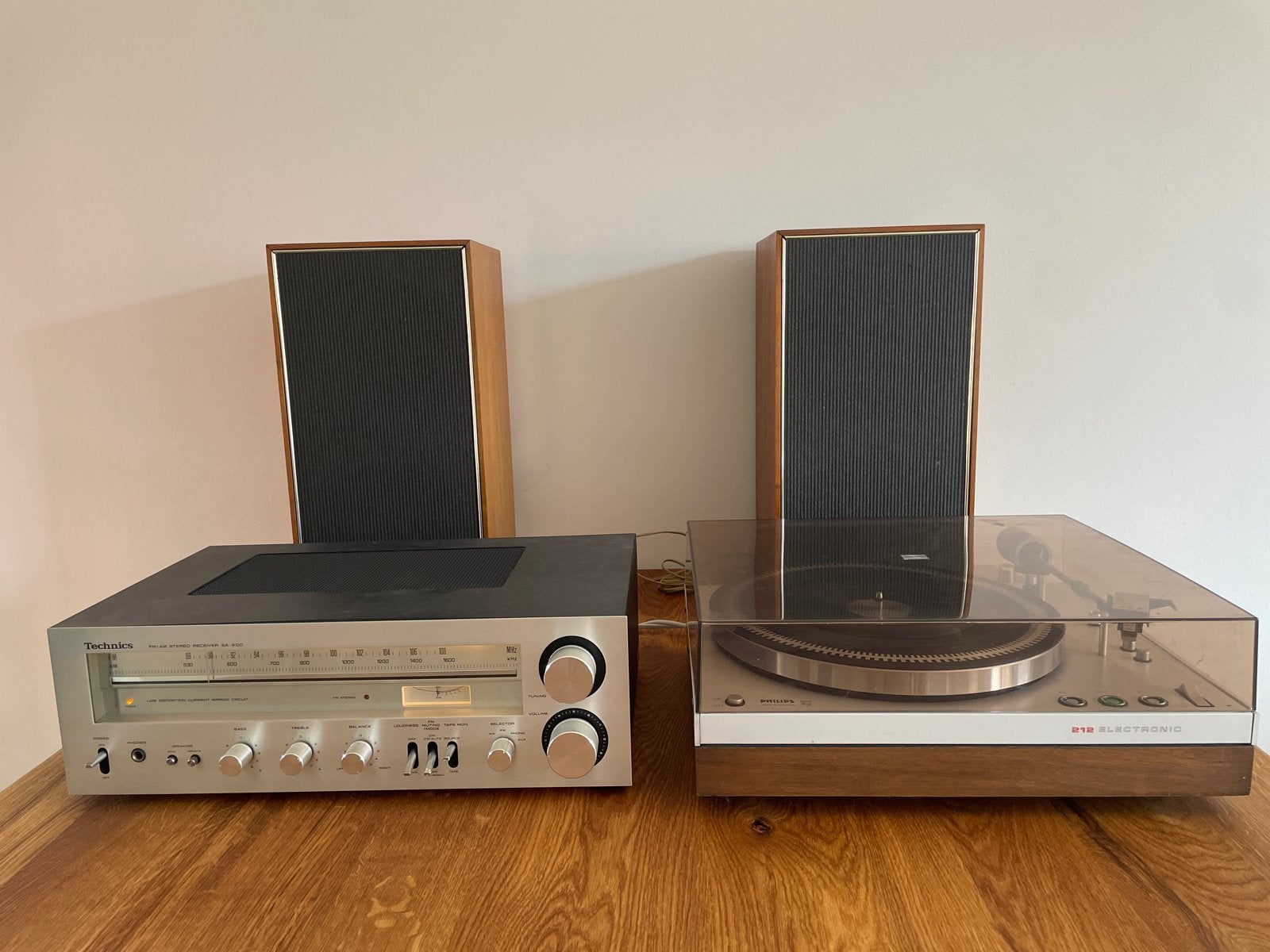 Philips 212 platenspeler -Technics SA 200 - Vintage speakers, Ophalen, Gebruikt, Philips