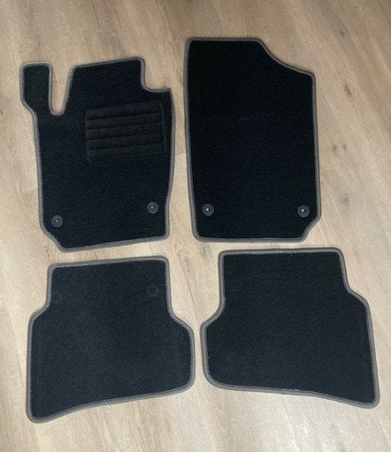 Mattenset voor een Seat Ibiza Type: 6J, Info@schoenek.de, Nieuw, Ophalen of Verzenden, Gabor-Schönek-Straße 1 -5, 93149 Nittenau