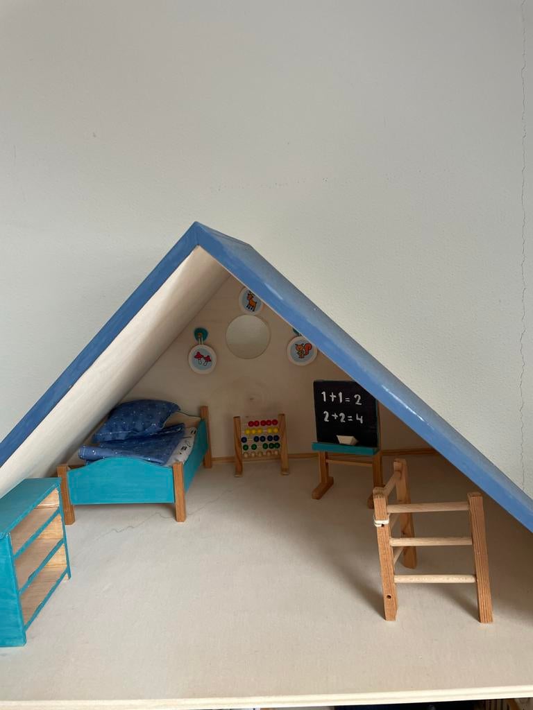 Uniek Poppenhuis met Handgemaakte Meubeltjes, Ophalen of Verzenden, Gebruikt, Poppenhuis