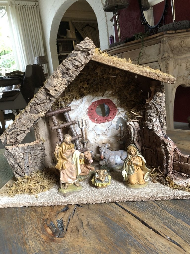 kerststal met Jozef en Maria en het kindeke Jezus 39x20x28, Diversen, Kerst, Ophalen of Verzenden, Zo goed als nieuw