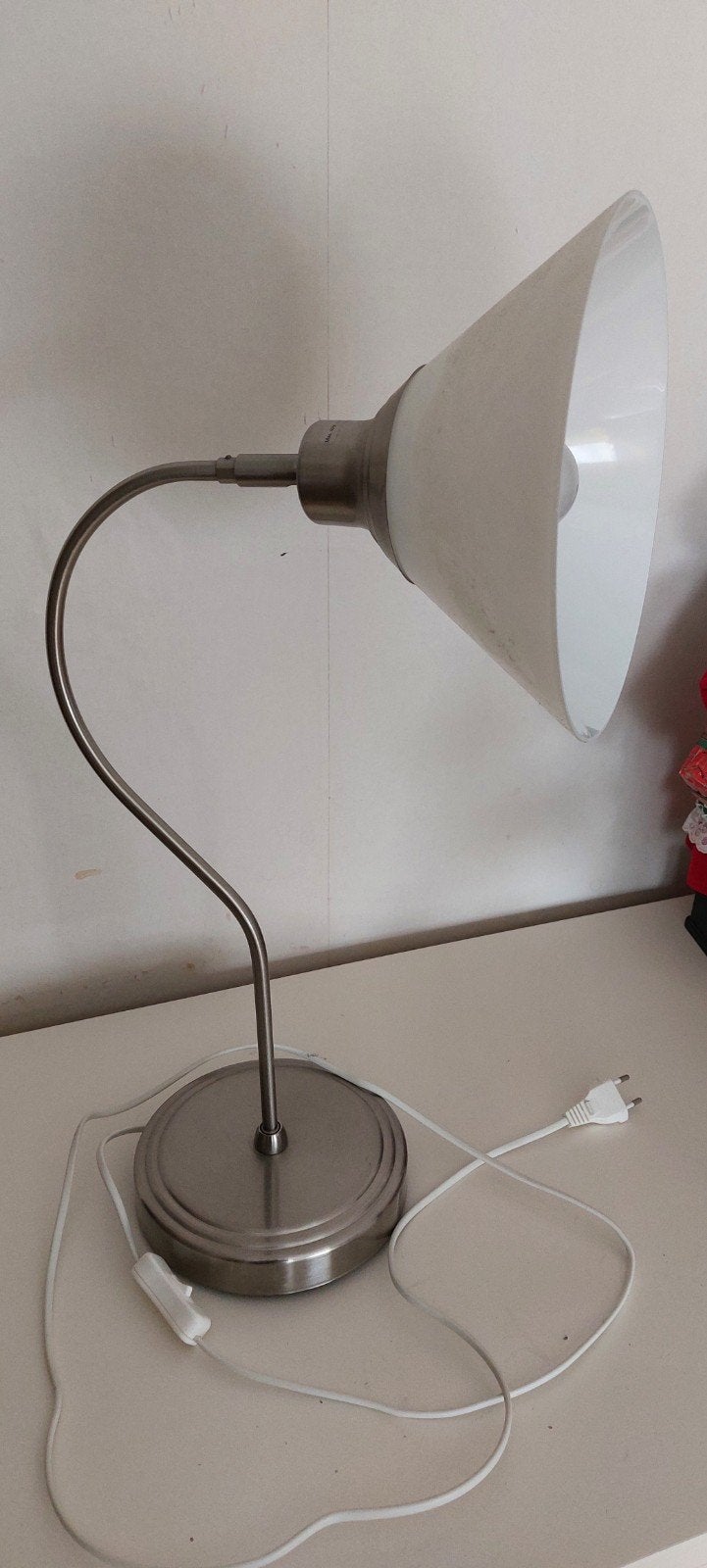 Mooie zo goed als nieuwe tafellamp, Huis en Inrichting, Ophalen, Bureaulamp, Met schakelaar, E27 (groot)