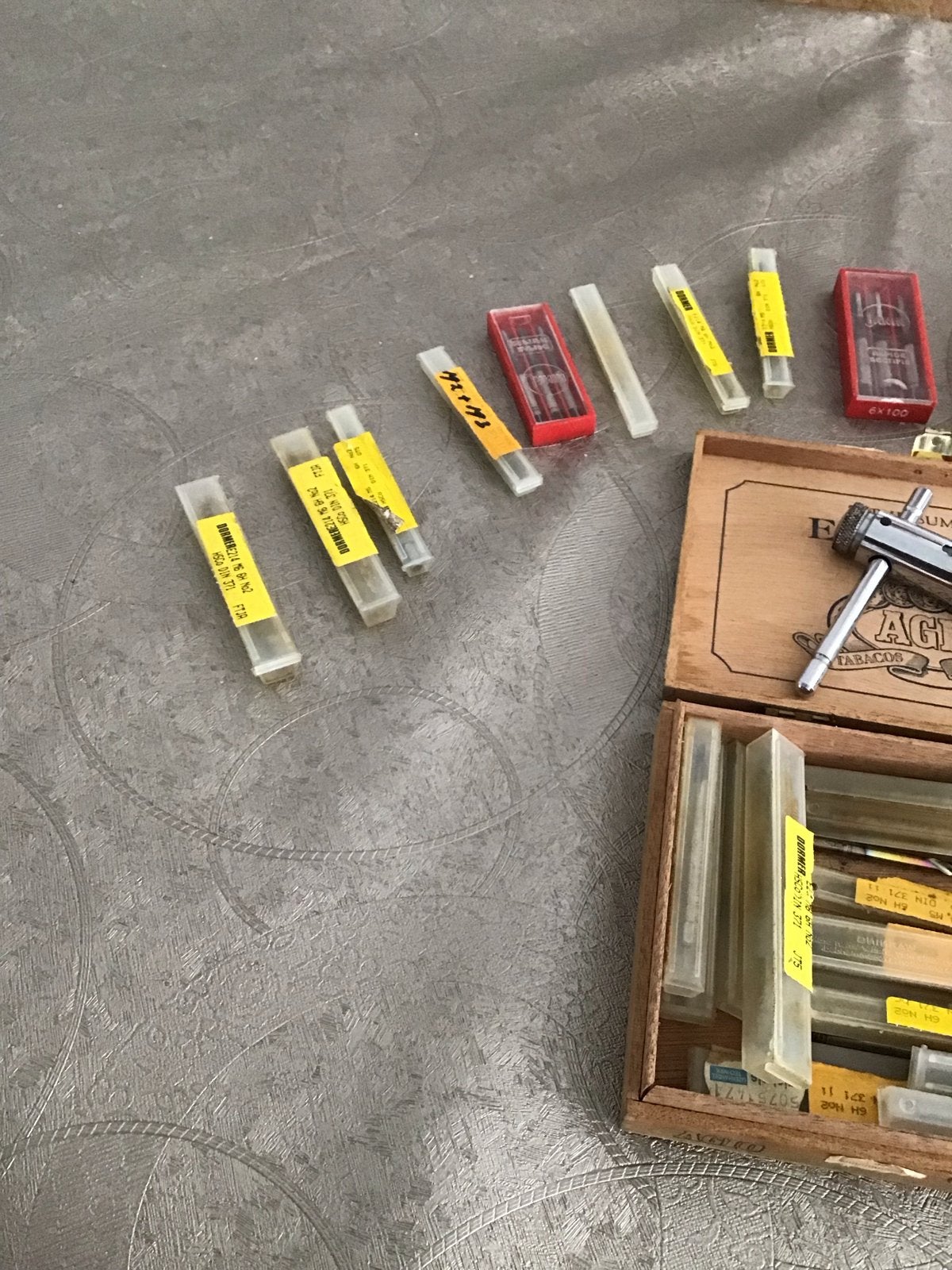Borenset en tapgereedschap in houten kistje, Ophalen, Gebruikt, Overige typen