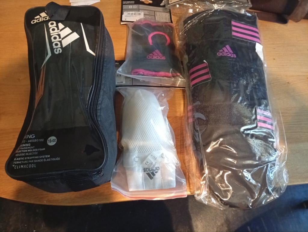 Vechtsport set met tas, Kleding | Dames, Wintersportkleding, Zo goed als nieuw, Overige typen, Maat 36 (S), Ophalen of Verzenden