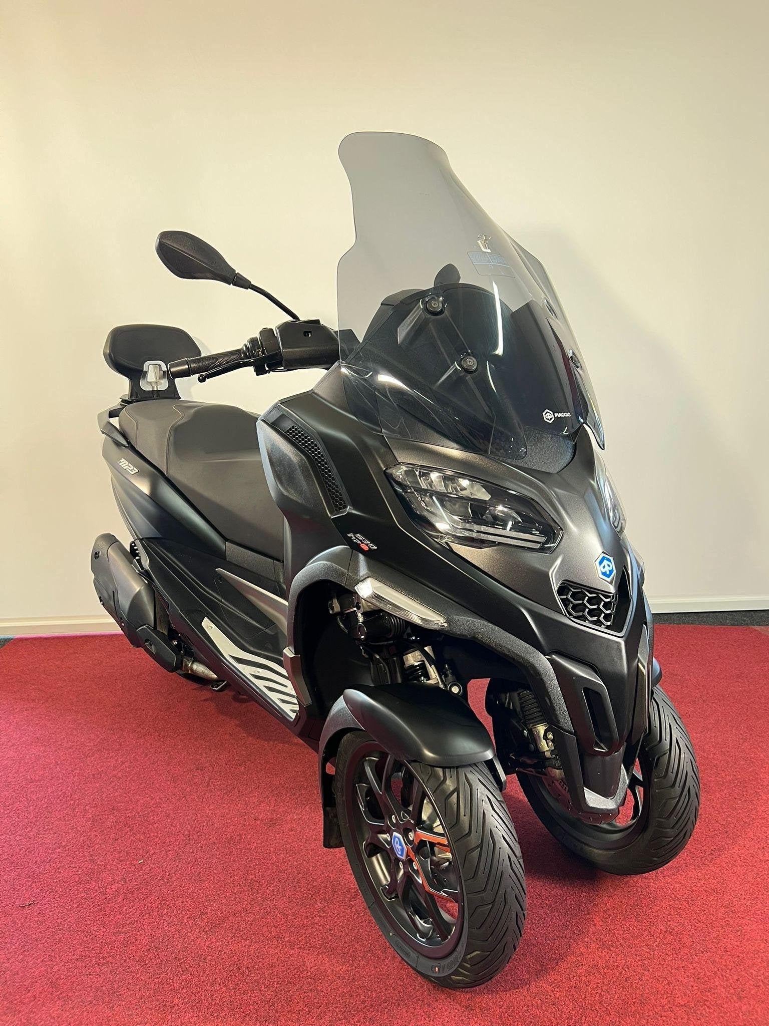 Piaggio MP3 530 HPE Exclusive, Traction Control, Bedrijf, 12 t/m 35 kW, Scooter