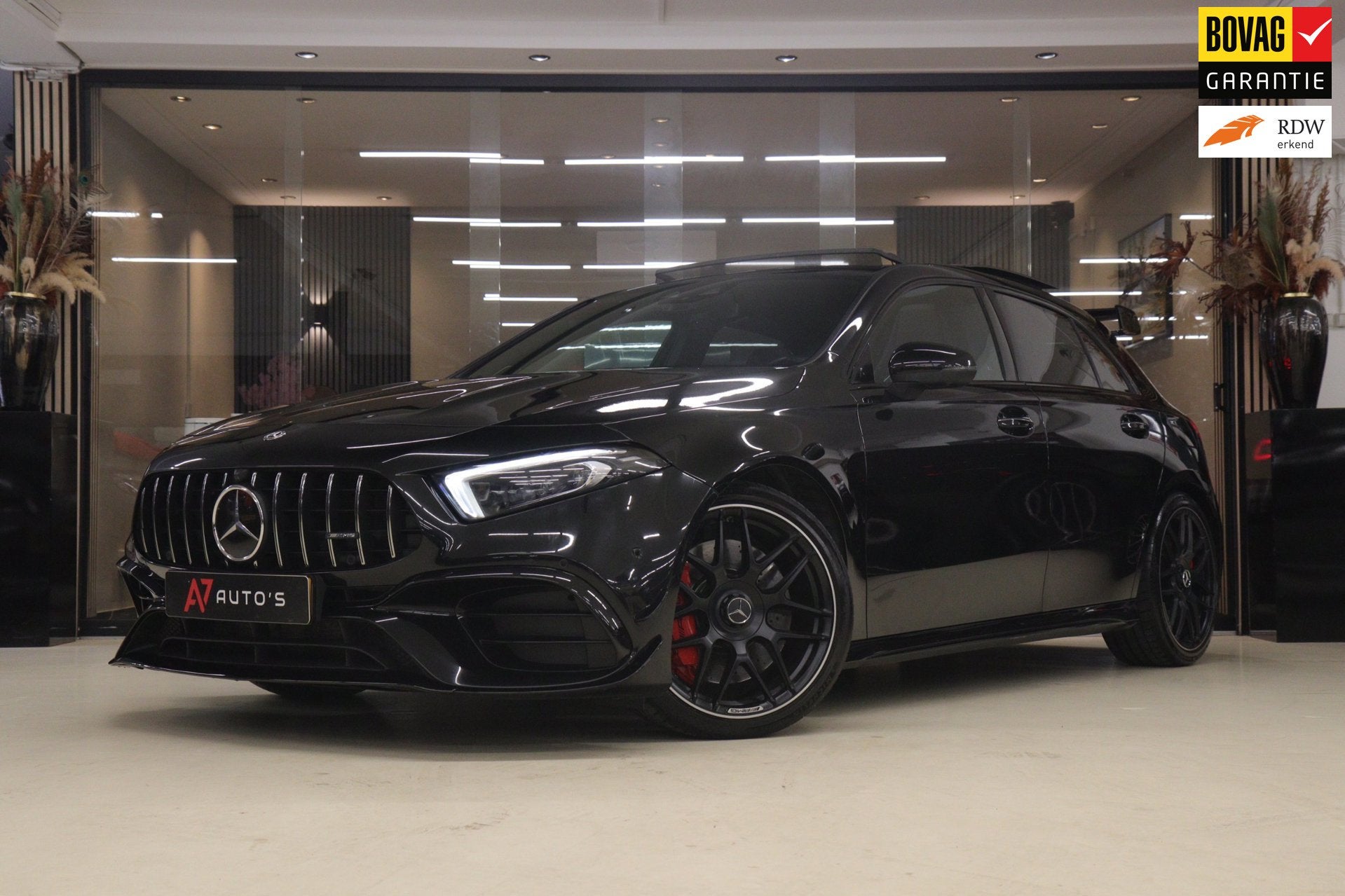 Mercedes-Benz A-klasse AMG 45 S 4MATIC+ PANO/KUIPSTOELEN/CAR, Auto's, Automaat, Gebruikt, Euro 6, 4 cilinders