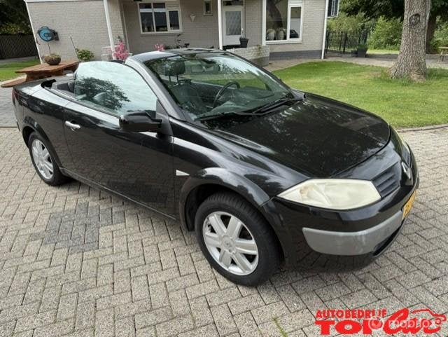 Renault Mégane Coupé-Cabrio 2.0-16V Privilège Apk 5-2027, Auto's, Renault, Voorwielaandrijving, 1998 cc, 135 pk, Gebruikt