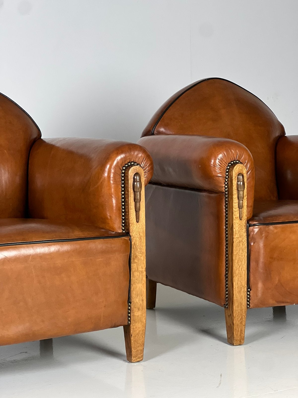Set van 2 schapenleren clubchairs art deco, Antiek en Kunst, Ophalen of Verzenden