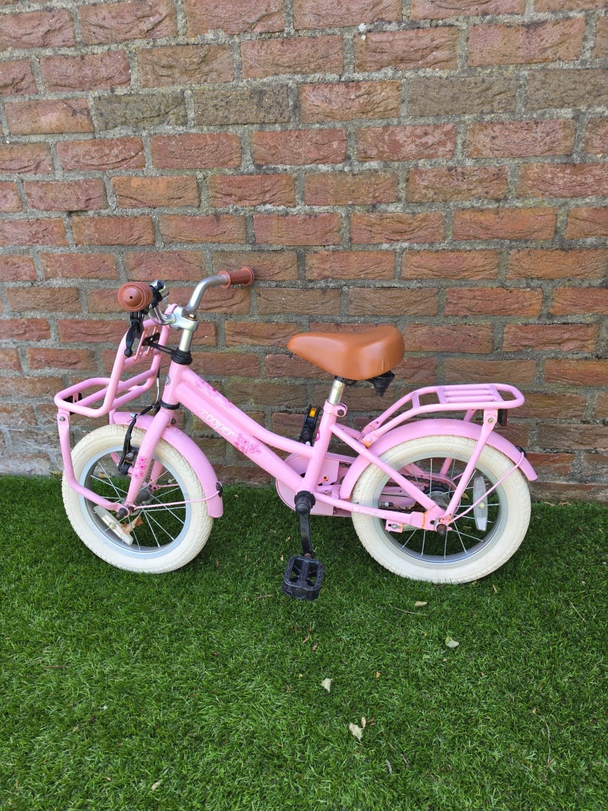 🔥Meisjesfiets 14 inch - Roze🔥, Fietsen en Brommers, Fietsen | Kinderfietsjes, Ophalen, Gebruikt, Minder dan 16 inch