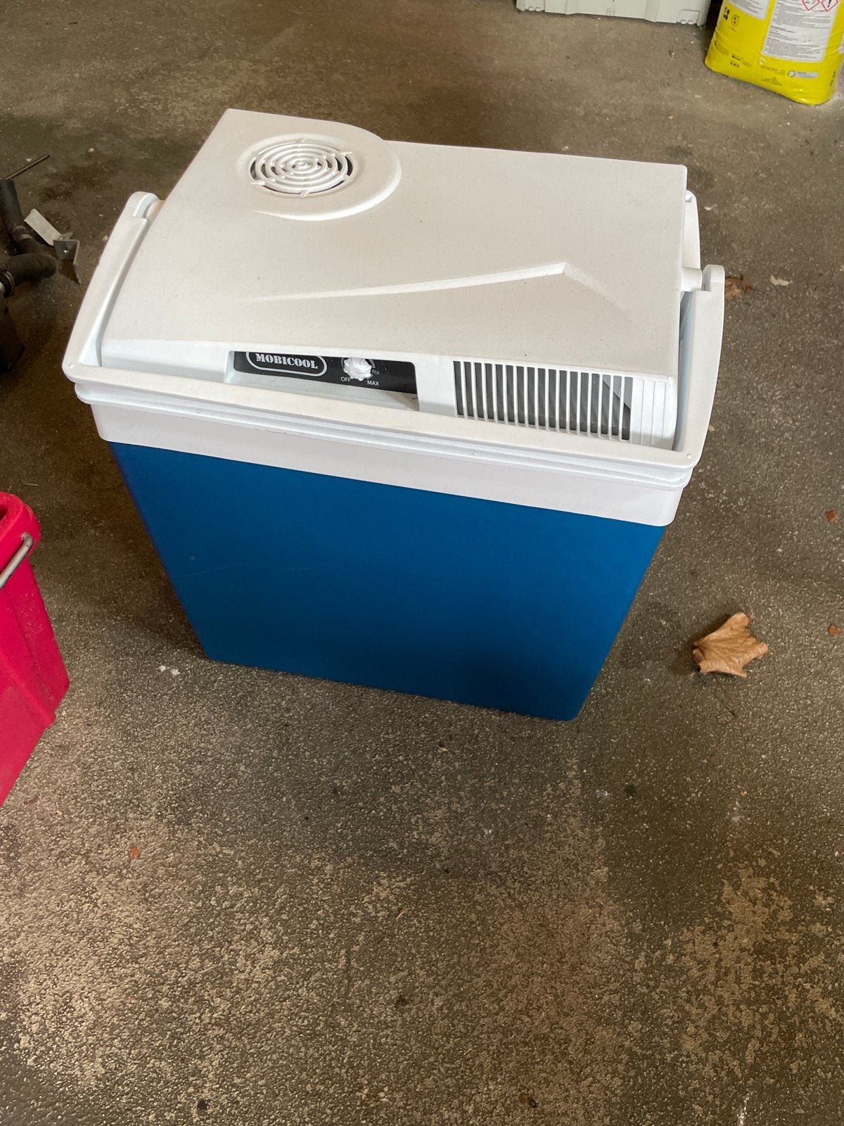 Mobicool Elektrische Koelbox 12V/230V, Caravans en Kamperen, Koelboxen, Ophalen of Verzenden, Gebruikt, Koelbox, Elektrisch