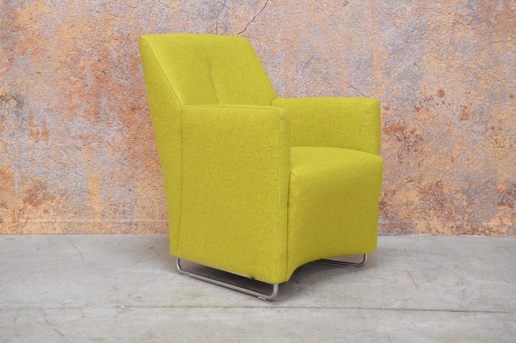 ZGANieuw groengele stoffen Leolux Galathea design fauteuil, Leolux, Leolux, 75 tot 100 cm, Ophalen of Verzenden