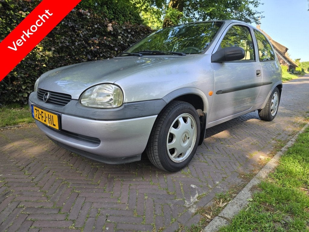 Opel Corsa 1.2i-16V Eco (bj 2000), Auto's, Oldtimers, 65 pk, 1199 cc, Origineel Nederlands, Bedrijf