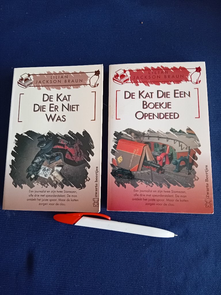2 boekjes De kat die..., Boeken, Detectives, Ophalen of Verzenden, Gelezen