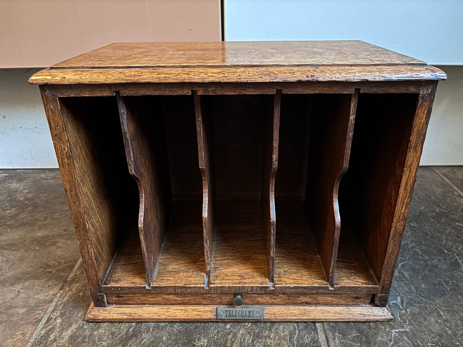 Antieke Eikenhouten Telegrammenhouder / Bureau Organizer, Ophalen of Verzenden