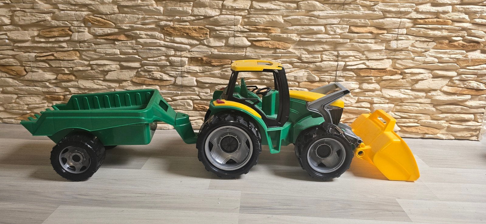 Kinder Traktor met aanhanger en schep, Ophalen of Verzenden, Gebruikt