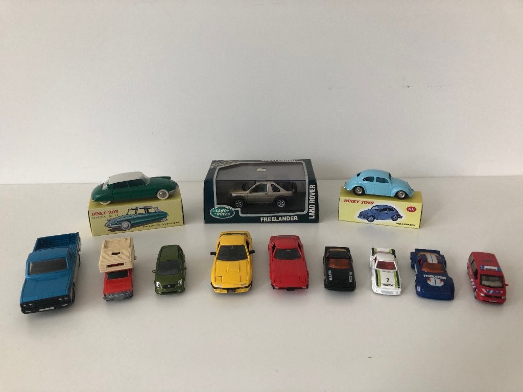 Modelauts 1 : 43, Hobby en Vrije tijd, Modelauto's | 1:43, Ophalen of Verzenden, Zo goed als nieuw, Auto, Overige merken