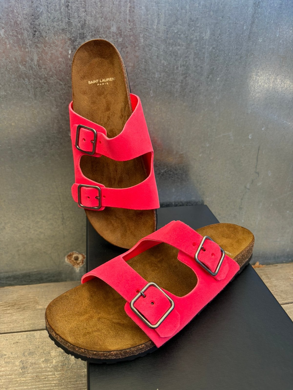 Saint laurent slipperda sandalen 42, Kleding | Dames, Schoenen, Zo goed als nieuw, Roze, Sandalen of Muiltjes, Ophalen of Verzenden