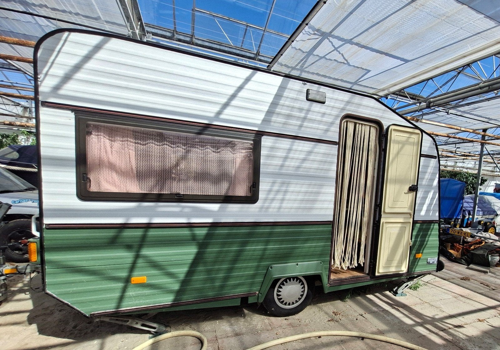 Bergland 380 BJ 1988 - Compacte en gerenoveerde caravan, Caravans en Kamperen, Overige merken, Vast bed, Airco, Particulier