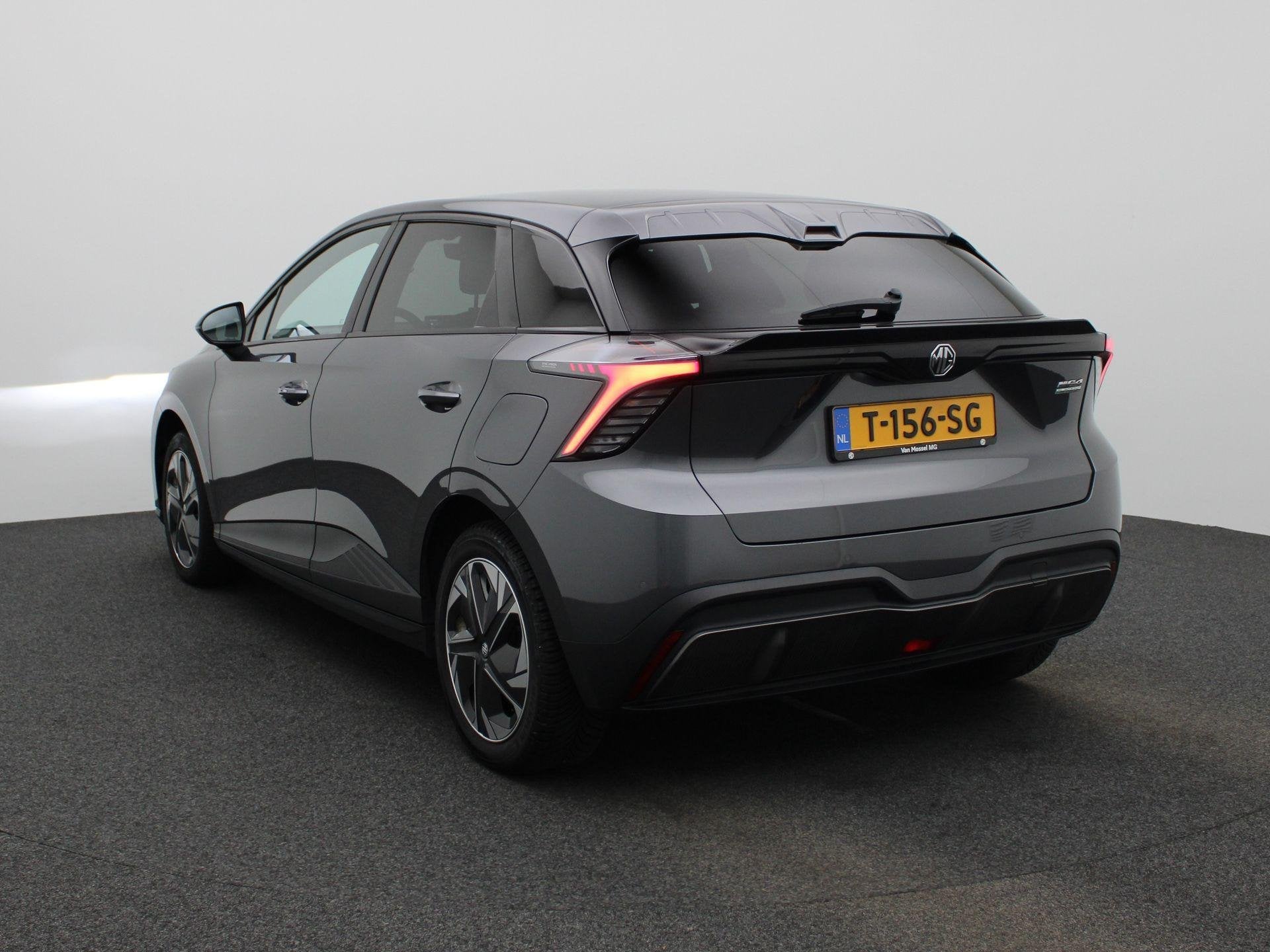 MG MG4 Electric Comfort 64 kWh | Navigatie | Climate Control, Auto's, Automaat, 12 maanden, Achterwielaandrijving, Gebruikt