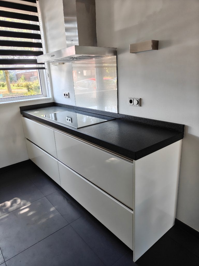 Moderne complete hoogglans keuken, Ophalen, Gebruikt, Wit, Graniet of Steen
