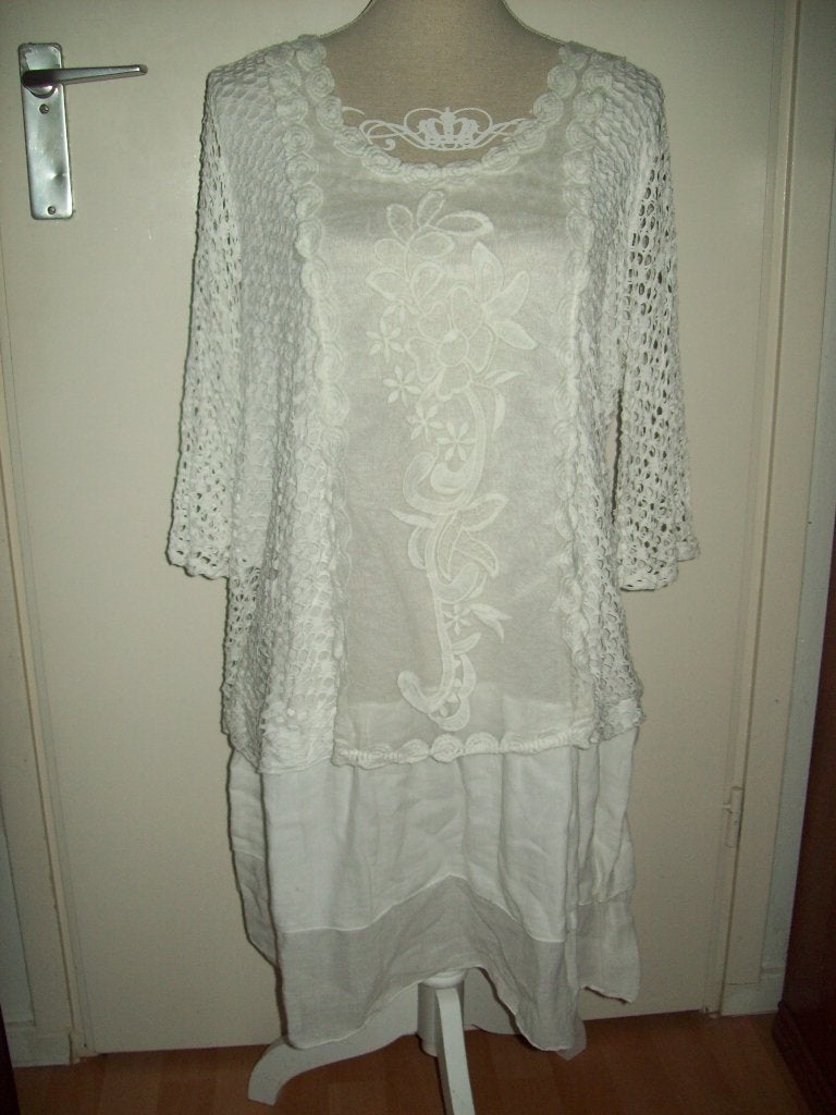 Prachtige witte tuniek met kant van Made in Italy maat 44 46, Made in Italy, Verzenden, Wit, Maat 42/44 (L)