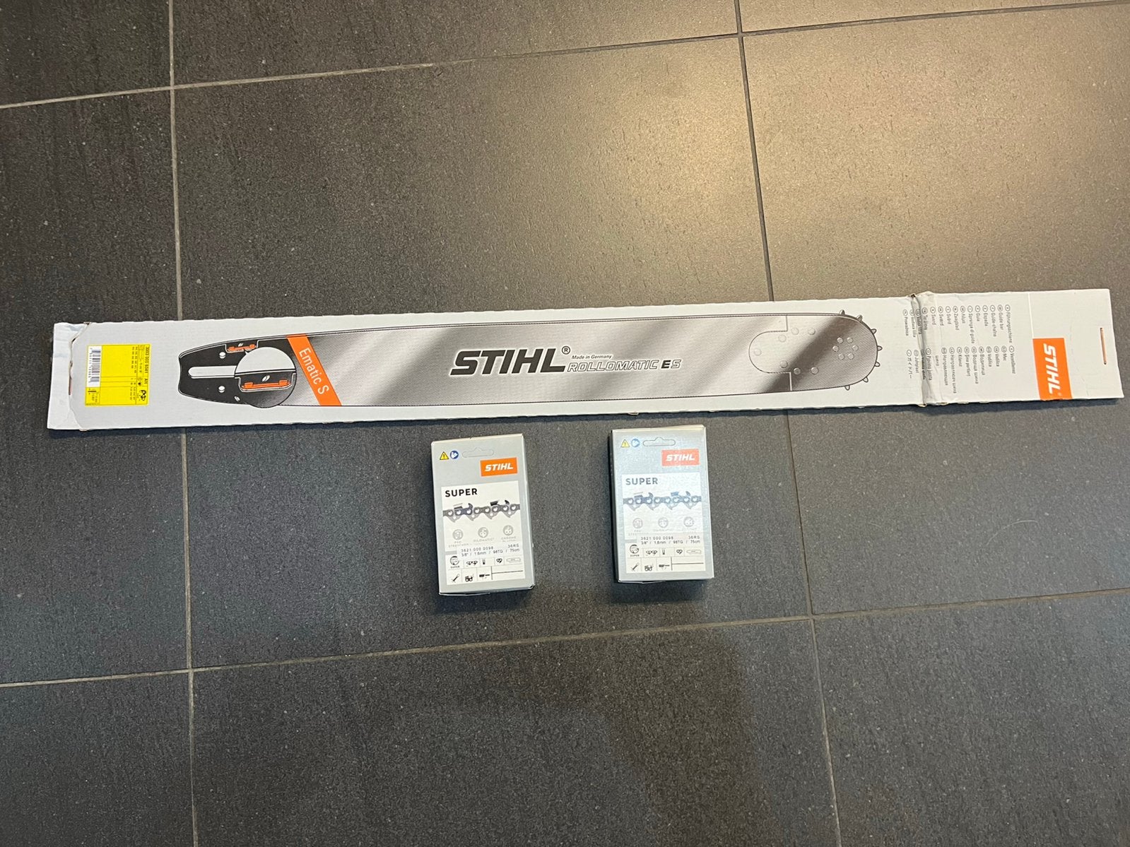 Stihl zaagblad 75cm + 2 kettingen nieuw!, 70 mm of meer, Kettingzaag, Nieuw, Ophalen of Verzenden