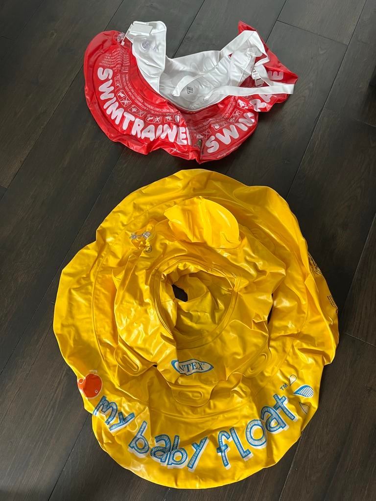 Baby float en Swimtrainer zwemhulpmiddelen, Kinderen en Baby's, Babykleding | Baby-zwemkleding, Ophalen of Verzenden, Zo goed als nieuw