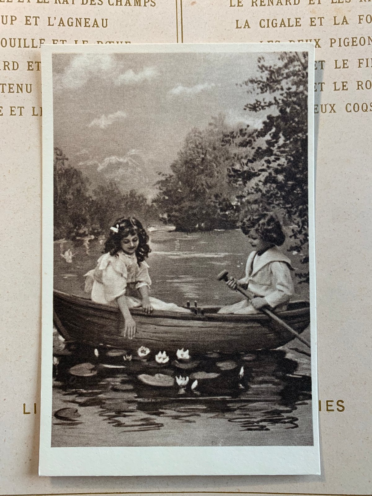 Kindjes in een roeibootje (HH), Ophalen of Verzenden, Ongelopen, Kinderen