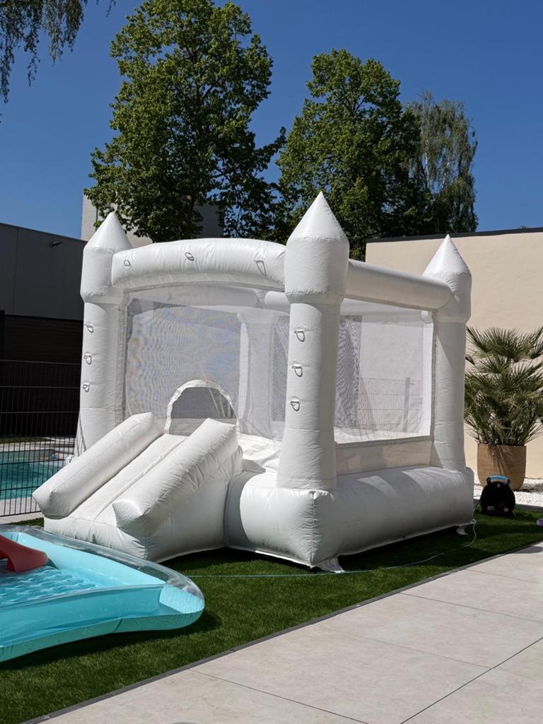 Witte kasteel springkussen verhuur, Ophalen of Verzenden