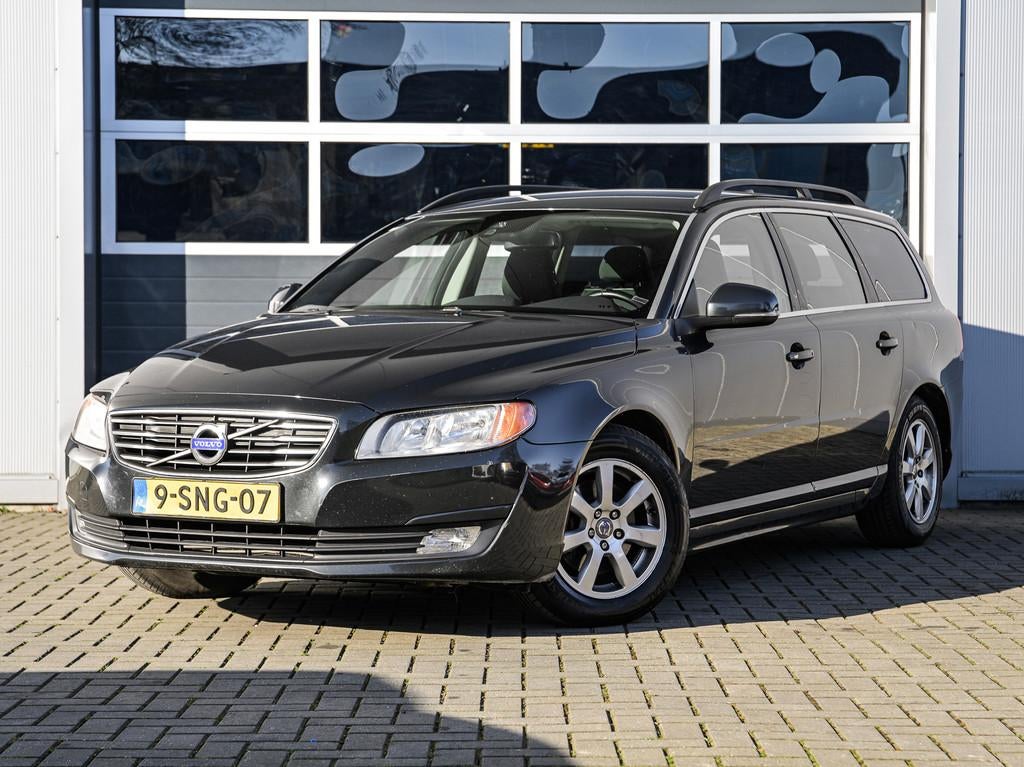 Volvo V70 1.6 D2 Kinetic | Automaat | Navi | Climate control, Auto's, Volvo, Voorwielaandrijving, Euro 5, Stof, Zwart