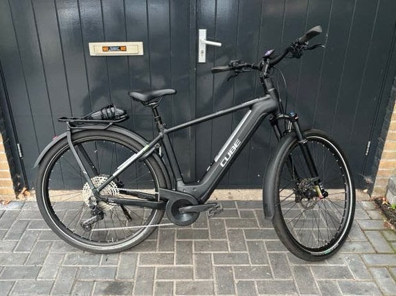 Cube kathmandu hybrid exc 50cm 2057KM als nieuw, Fietsen en Brommers, Elektrische fietsen, Zo goed als nieuw, Cube, 47 tot 51 cm