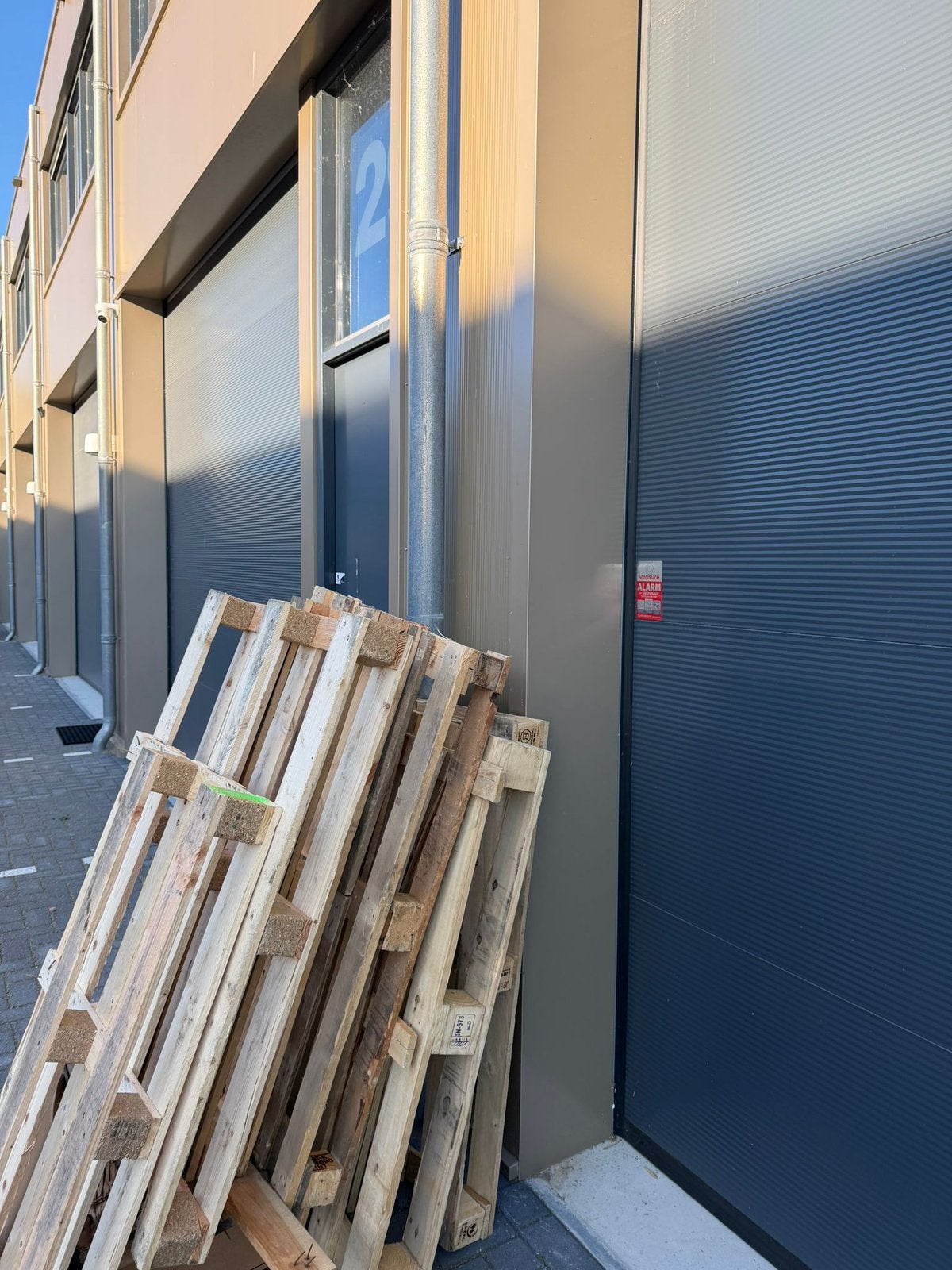 Ca. Kapotte pallets op te halen in Papendrecht, Ophalen, Zo goed als nieuw, Pallet, Minder dan 200 cm