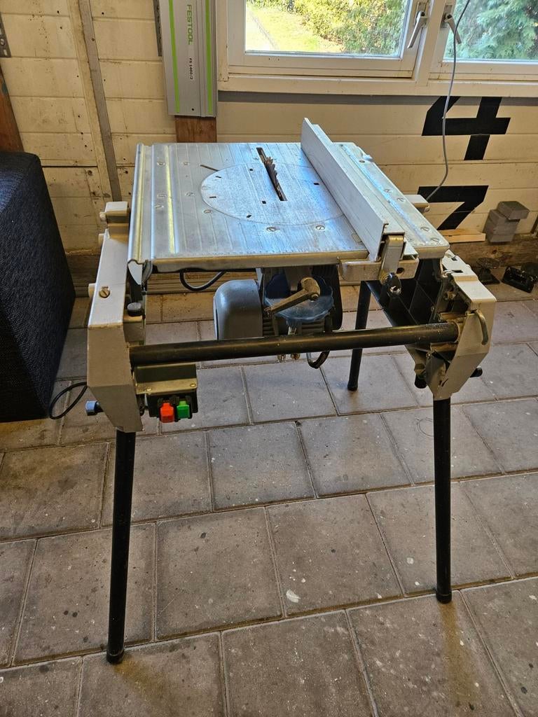 Elu zaagtafel met nieuwe kabelboom, Doe-het-zelf en Verbouw, Gereedschap | Zaagmachines, Gebruikt, Overige typen, Ophalen of Verzenden
