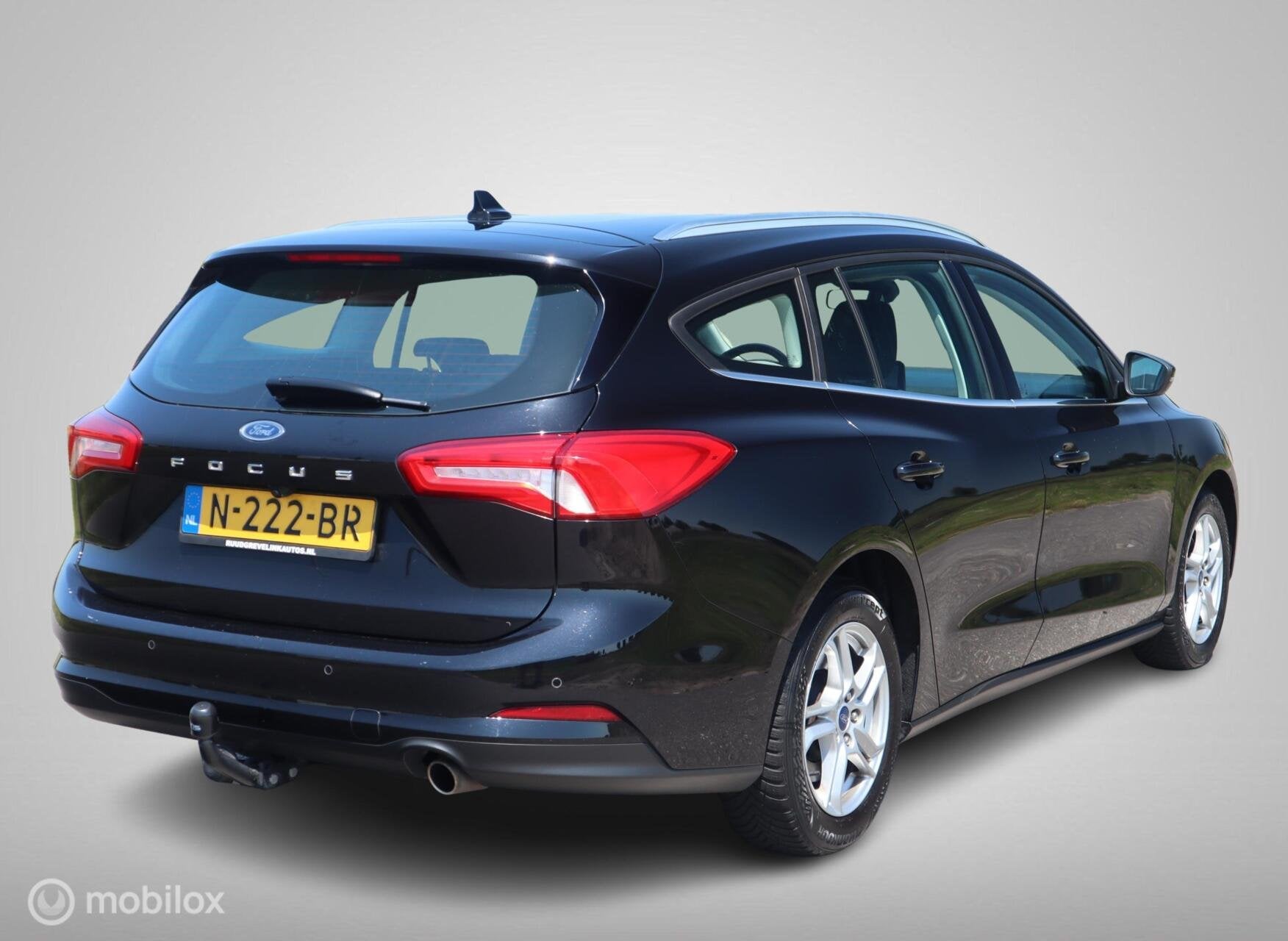 Ford Focus Wagon EcoBoost H6 Trekhaak|Stoel&Stuurverw|Camera, Auto's, Ford, Stof, Gebruikt, Lichtsensor, Zwart