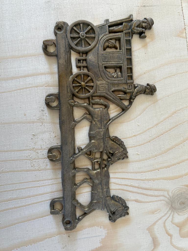 Vintage bronzen kapstok met koets en paarden, Ophalen