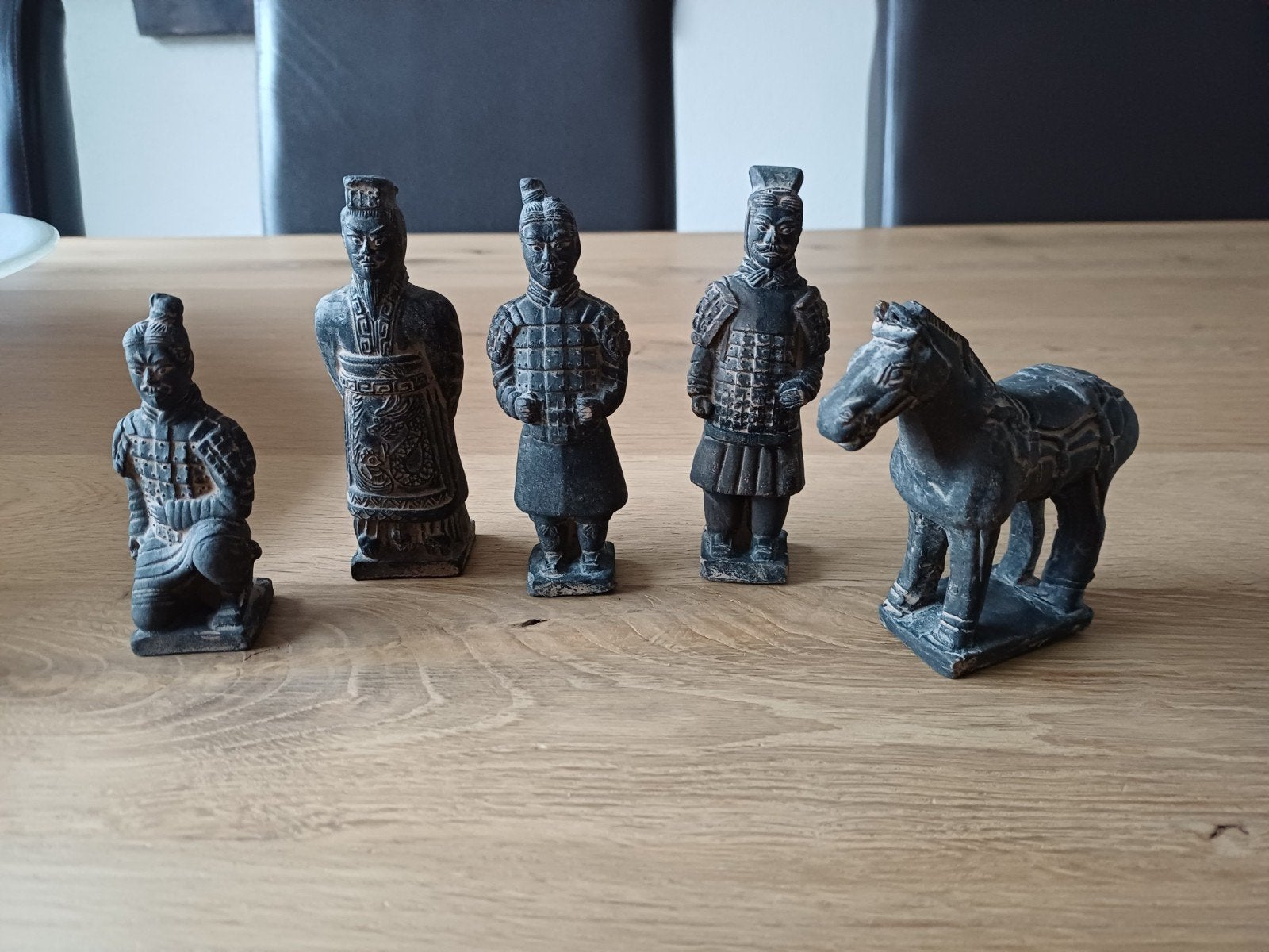 Te koop: Set beeldjes Terracotta leger van Xi'an, Ophalen of Verzenden, Zo goed als nieuw