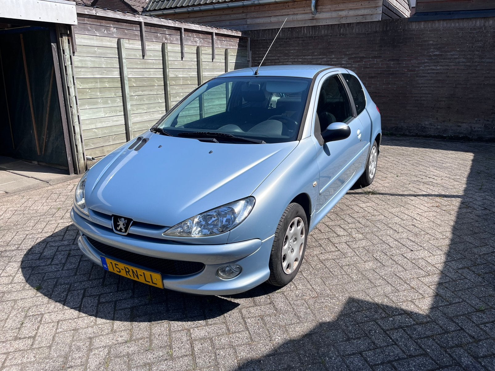 Peugeot 206 1.4 X-Line 2005 vele opties, Auto's, Peugeot, Voorwielaandrijving, Stof, 4 cilinders, Origineel Nederlands