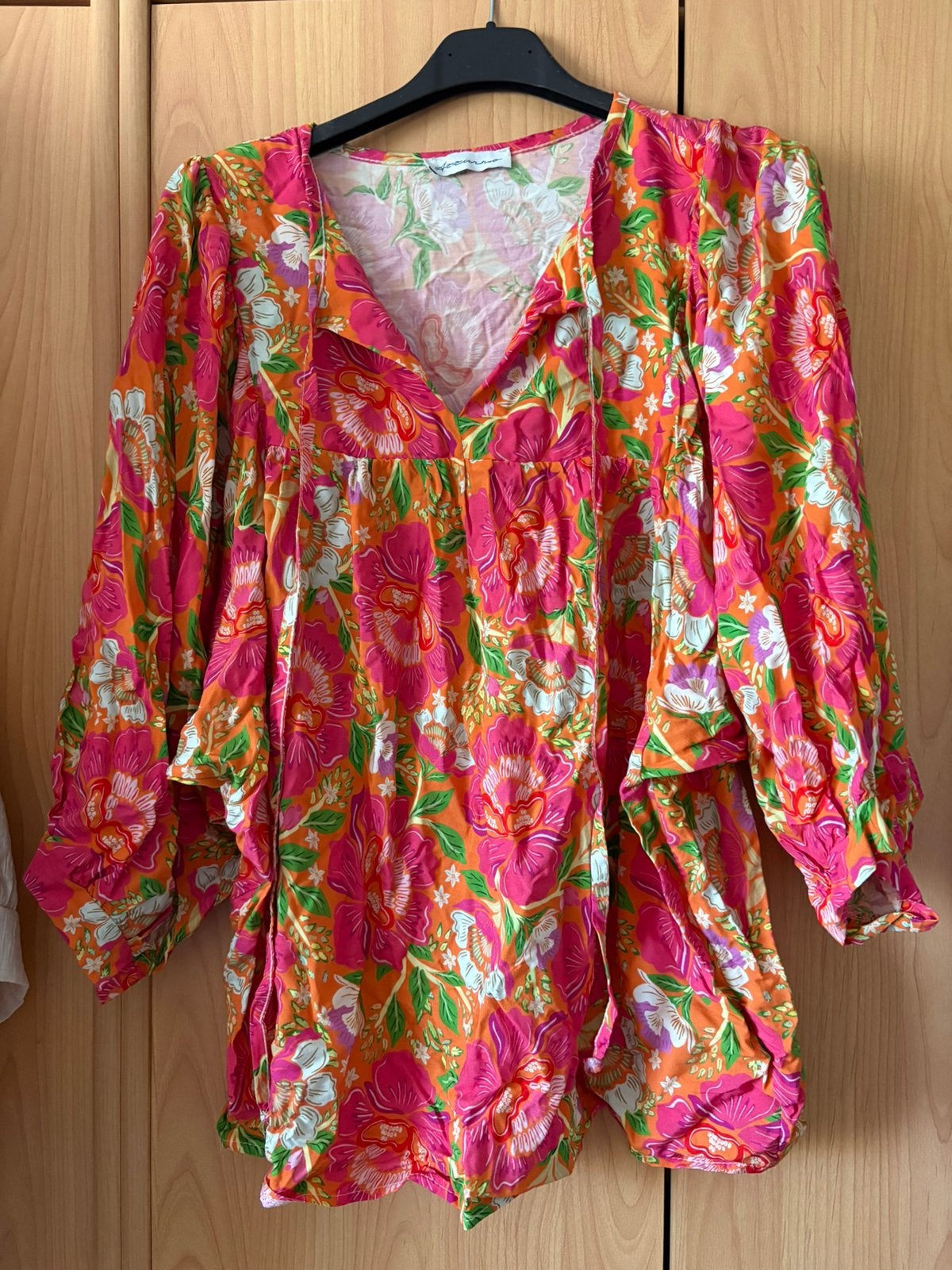 Mooie blouse one size Azzurro, Kleding | Dames, Blouses en Tunieken, Ophalen of Verzenden, Zo goed als nieuw
